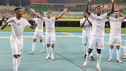 «شاموسكا» يعلن تشكيل الشباب الرسمي لمواجهة الطائي في دوري المحترفين