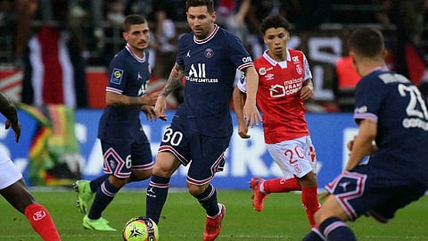 مدرب باريس سان جيرمان يكشف سبب غياب ميسي عن تدريبات الفريق اليوم