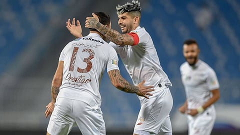 بالفيديو.. الشباب يعبر الطائي بثلاثية ويحتل وصافة دوري المحترفين