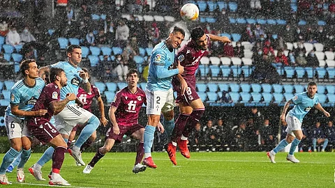 سوسيداد يدهس سيلتا فيجو في الطريق إلى صدارة الليجا