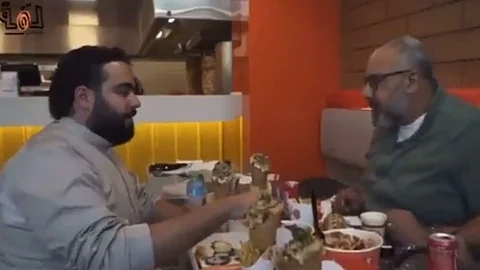 بالفيديو.. إعلان أحد المطاعم يثير موجة غضب.. وبيومي فؤاد يعتذر للسعوديين