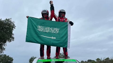 يزيد الراجحي بطلًا لكأس العالم للراليات الصحراوية