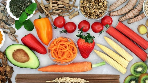 أفضل 6 أطعمة لتحسين صحة الأمعاء والوقاية من مرض السكري