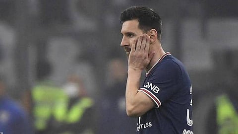 ميسي يوضح الفارق بين سواريز ومبابي