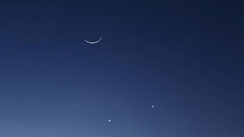 فلكية جدة: مثلث سماوي بالسعودية والوطن العربي فجر الأربعاء