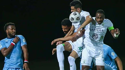 الكشف عن حكام مباريات اليوم في الدوري السعودي للمحترفين