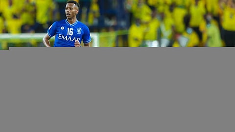 ناصر الدوسري يتفوق على لاعبي الهلال ويحقق رقمًا رائعًا في الدوري