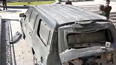 مشاهد تظهر الدمار في منزل الكاظمي بعد استهدافه بمسيرة مفخخة