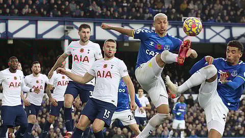 كونتي يرسب في أول اختبار مع توتنهام