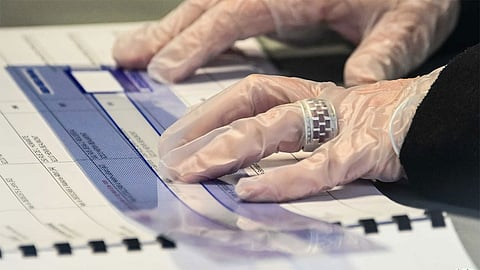 جائحة كورونا تتسبب في ملايين الأطنان من النفايات البلاستيكية الإضافية