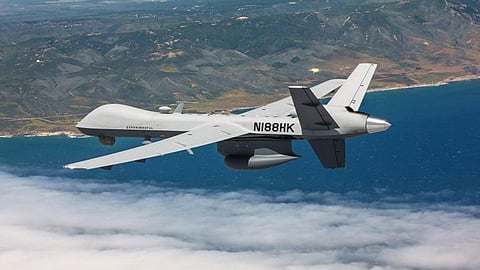 الجيش الإيراني يعترض طائرات أمريكية من دون طيار