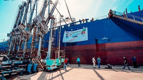 وصول 60 ألف طن ديزل من المنحة النفطية السعودية لليمن