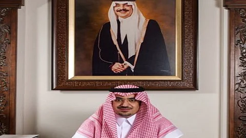 الأمير نواف بن فيصل يشيد بموسم الرياض: أحد منجزات المملكة