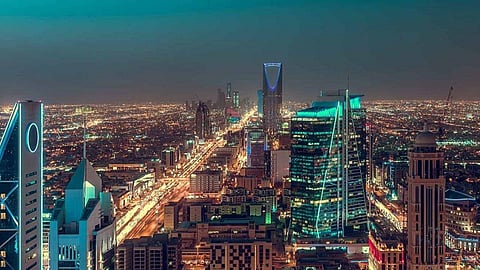 اقتصادي يكشف عن فوائد غير متوقعة لانخفاض أسعار الأراضي