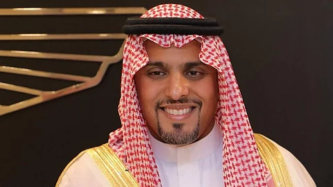 رئيس الاتحاد السعودي للسيارات والدراجات النارية يدشّن برنامج «نجم الكارتينج السعودي»
