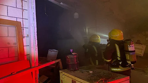 بالصور.. انفجار أسطوانة فريون في محل بسكاكا.. و«الدفاع المدني» يباشر الحادث