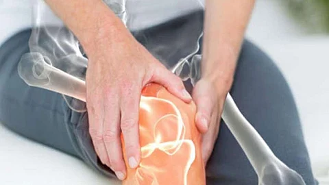 احذر.. العلاج بالكورتيزون لفترة طويلة يزيد خطر الإصابة بهشاشة العظام
