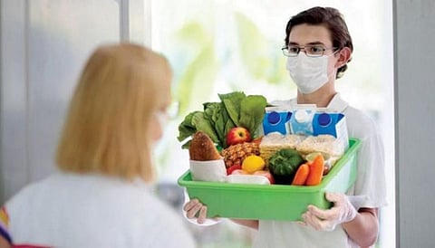 طبيبة تحدد قائمة بالأطعمة التي يجب تناولها بعد التعافي من كورونا