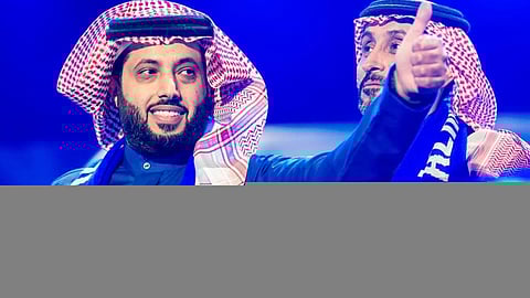 تركي آل الشيخ يبارك إنجاز الهلال.. ويُكرم «الزعيم» بهذه الطريقة