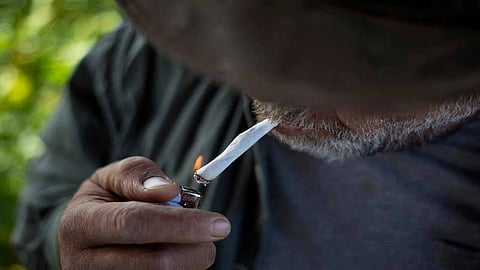 مأساة جديدة بسبب المخدرات في سوريا.. شاب يقتل أباه ليسرق نقوده