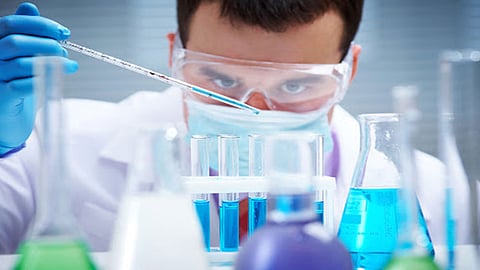 أمل يتجدد.. الكشف عن دواء فعال لعلاج كورونا