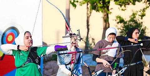 28 رامية يشاركن في بطولة رمي السهـام الختامية للسيدات بنادي الرياض