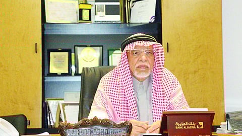 بالفيديو.. تعرف على قصة أول طبيب يعمل في حفر الباطن