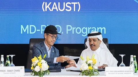 الأول من نوعه بالمملكة.. برنامج لتدريب الأطباء على أساليب الصحة الذكية بين «كاوست والفيصل»