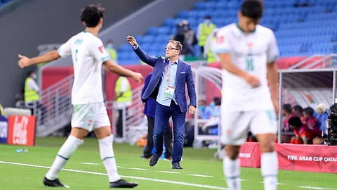 كأس العرب.. مدرب العراق يعتذر عن اقتحام ملعب «الجنوب»