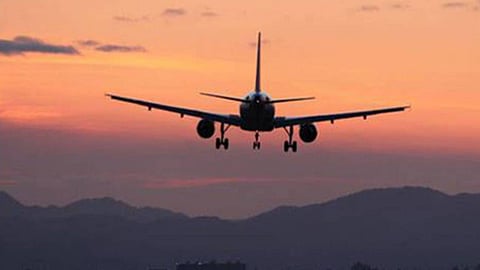 بقيود جديدة.. فرنسا تعلن استئناف الرحلات الجوية مع دول إفريقيا الجنوبية السبت