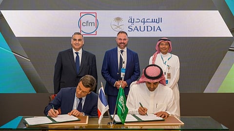 لشراء محركات بـ32 مليار ريال.. الخطوط السعودية توقّع اتفاقية مع شركة دولية