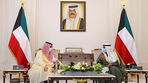 خادم الحرمين يبعث رسالة خطية لأمير الكويت