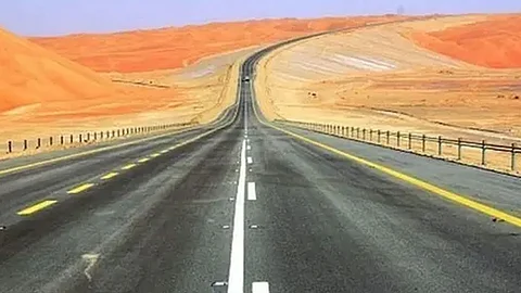 بعد إعلان افتتاح الطريق البري بين عمان والسعودية.. ماذا نعرف عن الإنجاز الهندسي الفريد؟