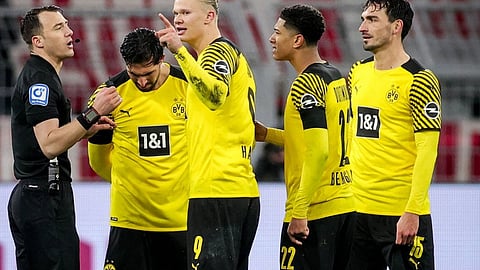 تصرف غير رياضي.. الاتحاد الألماني يُعاقب موهوب دورتموند بغرامة ضخمة