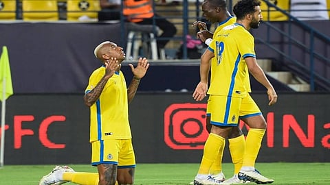 «النصر» يطالب بحكام أجانب مميزين في المواجهات القادمة