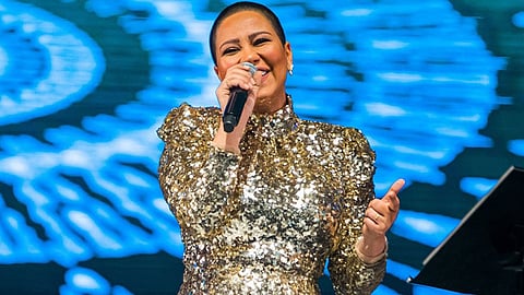 بالفيديو.. تعليق صادم من شيرين عبدالوهاب تكشف فيه سبب حلاقة شعرها