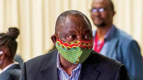 إصابة رئيس جنوب أفريقيا بفيروس كورونا وتفويض نائبه بمسؤولياته