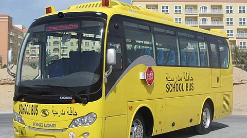 فتاة سعودية تحقق حلم الطفولة بشراء «باص مدرسي»