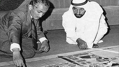 وفاة مخطط مدينة أبوظبي.. ماذا نعرف عنه؟