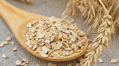 خبراء تغذية يحددون الكمية الكافية من الشوفان يوميًا