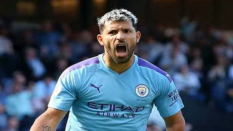 بعد اعتزاله نهائيًا.. مانشستر سيتي يستعد لتقديم عرض لأجويرو