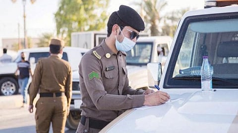 ضبط 1792 مخالفة لإجراءات كورونا الاحترازية خلال أسبوع