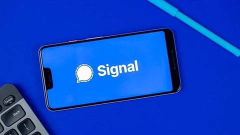 «سيجنال» يقدم ميزة جديدة قد تمكنه من التفوق على «واتساب»