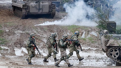 تحذيرات أمريكية من نشوب حرب عالمية ثالثة على حدود أوكرانيا