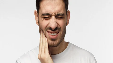 دراسة: أمراض اللثة قد تكون جرس إنذار لـ «أشياء خطيرة»