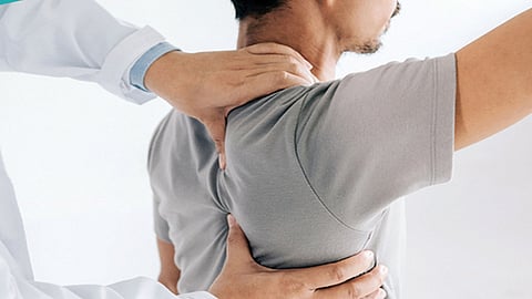 خالد النمر يحذّر من طق الأبهر ويوضح أخطاره