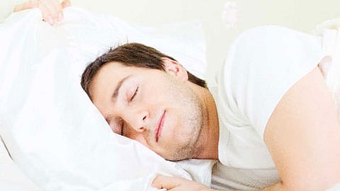 للبعد عن التوتر والتمتع بنوم هادئ.. اتبع هذه النصائح