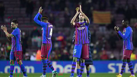 صراع إنجليزي قوي لضم نجم برشلونة في الشتاء