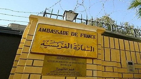 السفارة الفرنسية بالرياض تدين استهداف الحوثيين لجازان وتصفه بالهجوم الهمجي