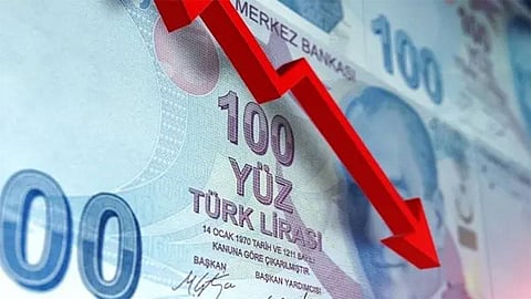 لإنقاذ الليرة.. البنك المركزي التركي يتكبد 8 مليارات دولار